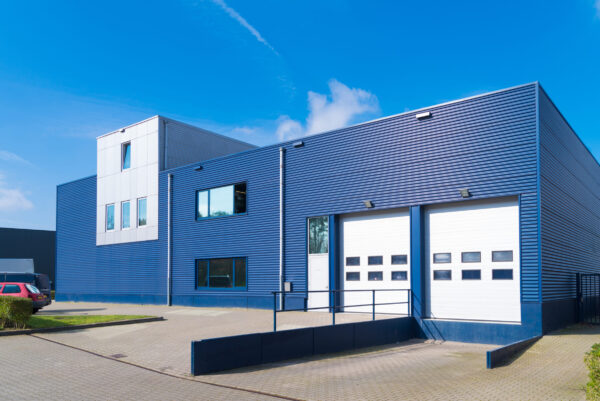 Exterior,Of,A,Modern,Warehouse,With,A,Small,Office,Unit