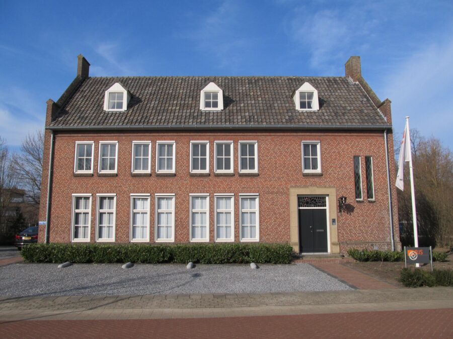 Nachtegaallaan 2, Beek En Donk