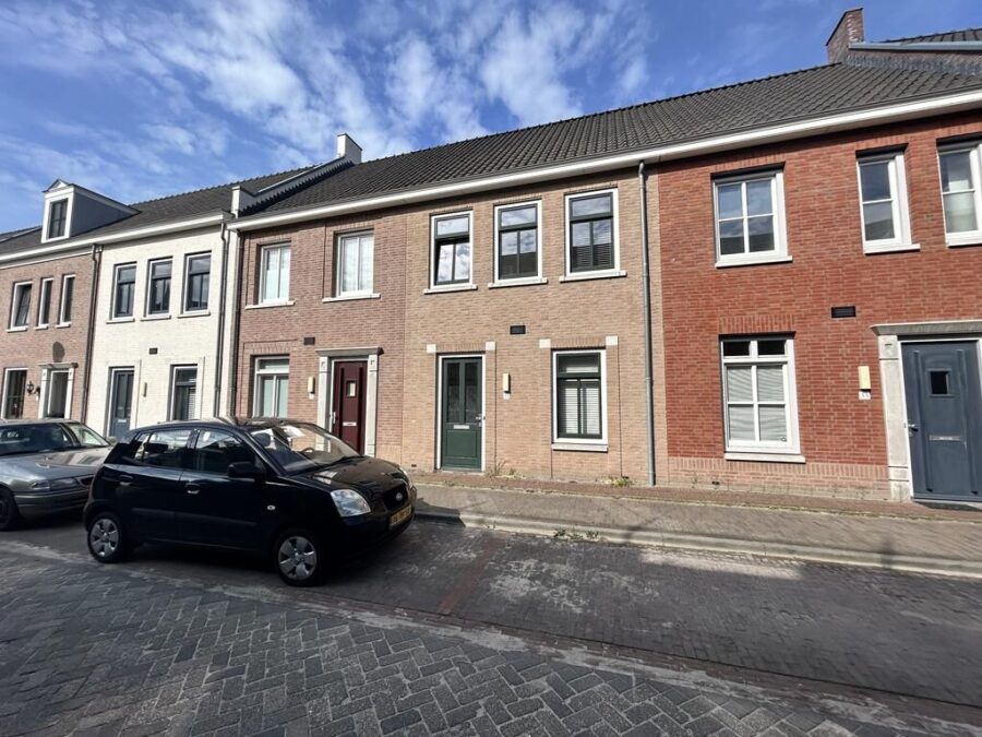 Vaartsestraat 31, Helmond