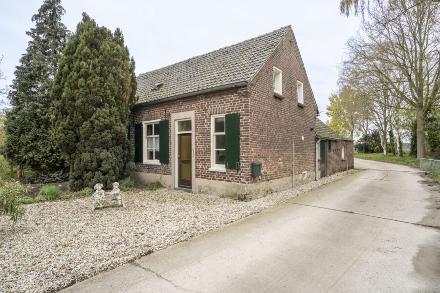 Enge Steeg 4, Leunen