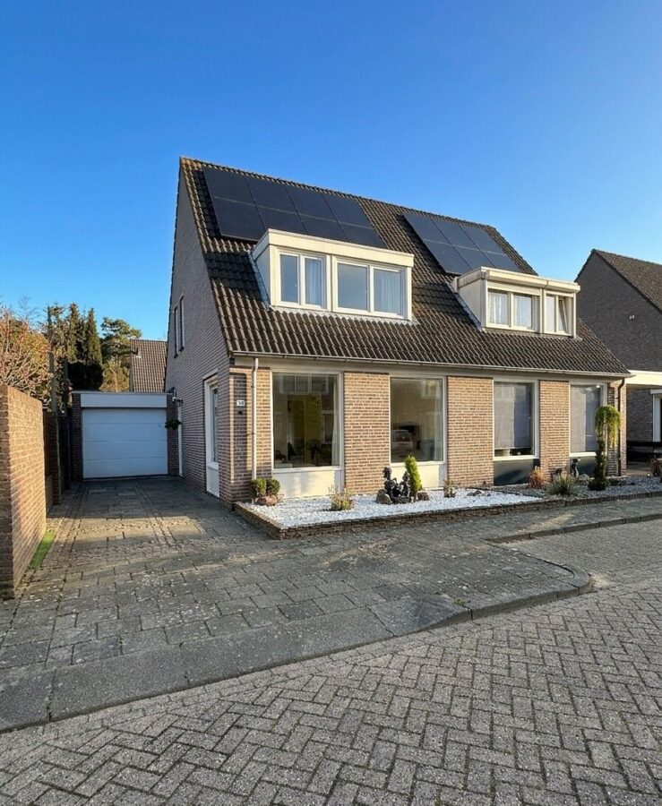 Betuwehof 44, Helmond