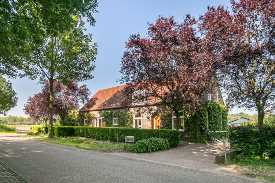 Kloosterdreef 3, Aarle-rixtel