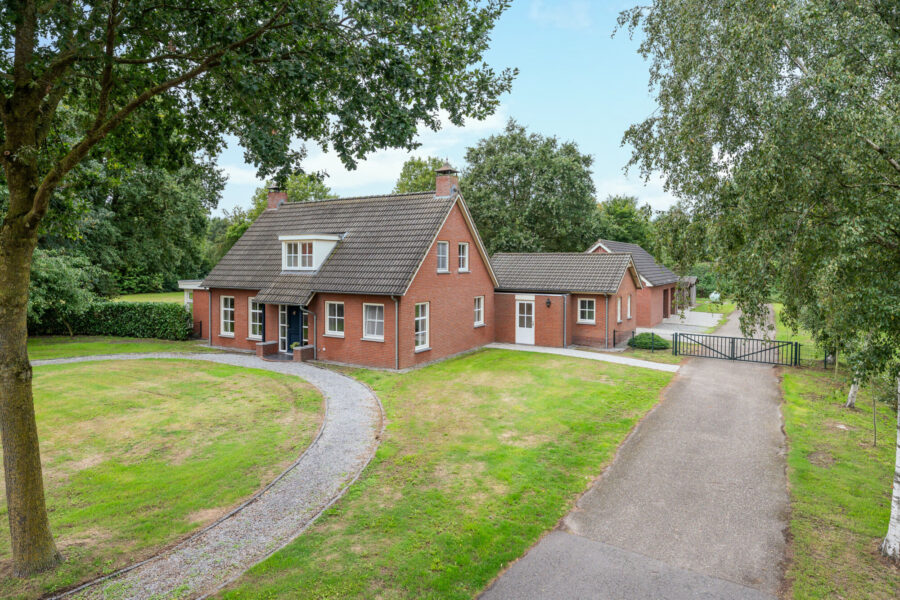 Kloosterdreef 3a, Aarle-rixtel