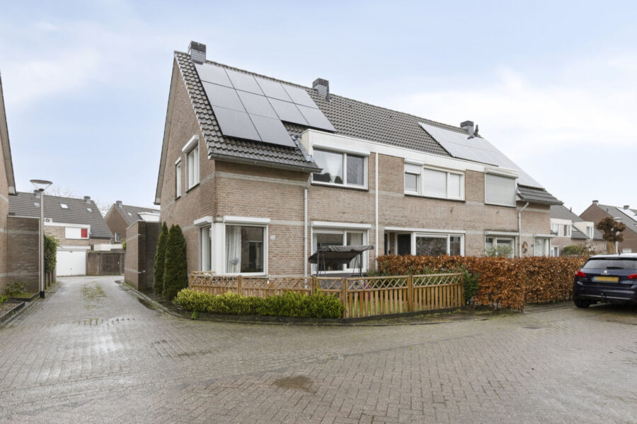 Mr. Rietkerklaan 30, Helmond