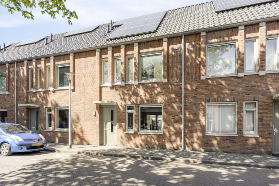 Jan Stevensstraat 21, Helmond
