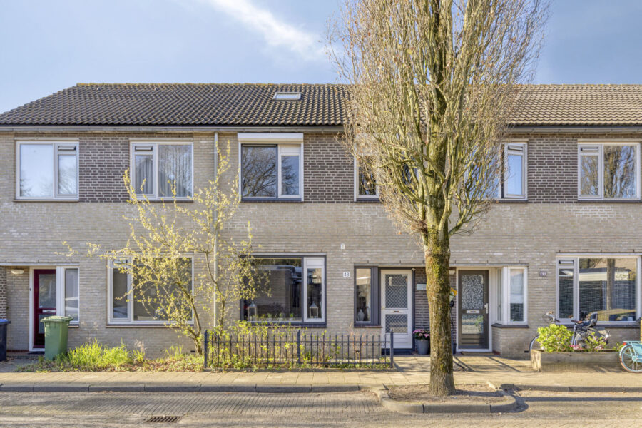 Betuwehof 43, Helmond