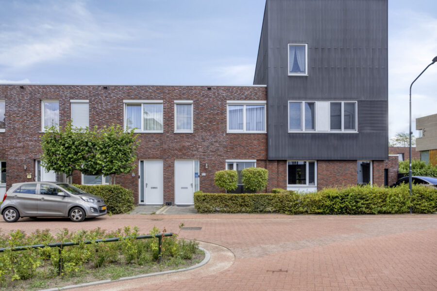 Voorste Akkerweg 6, Helmond