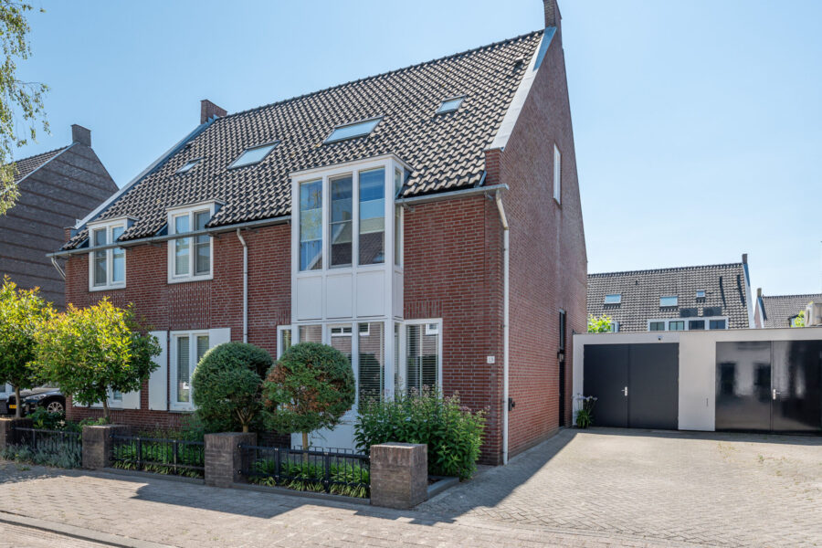 den Hoge Hurk 13, Helmond