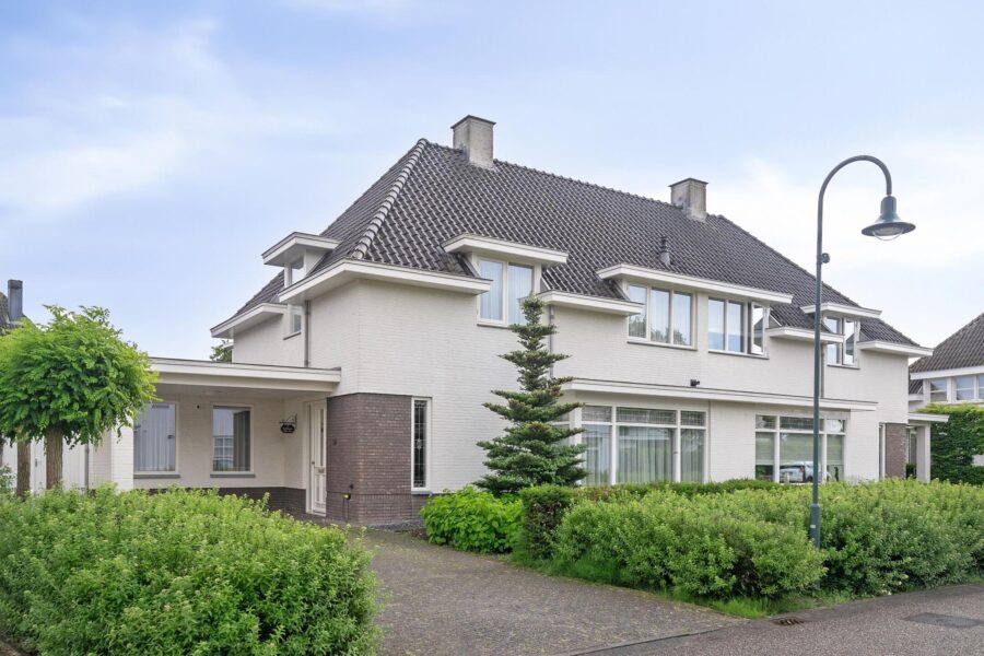 Pinksterbloembeek 7, Helmond
