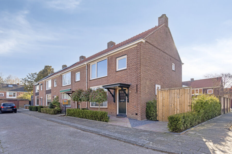 Palmhoutstraat 18, Helmond