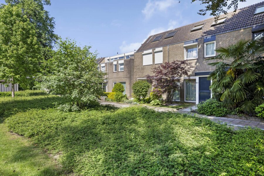 Eikebeek 13, Veldhoven