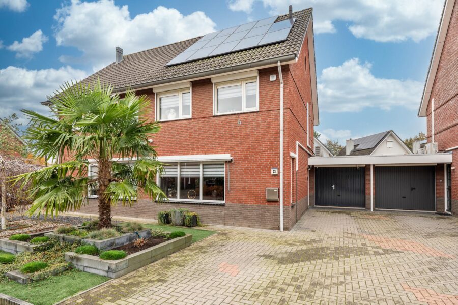 Velhorstweide 23, Helmond