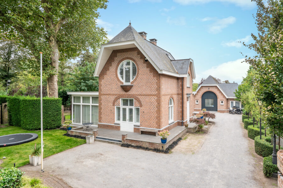 Noord Parallelweg 21, Helmond