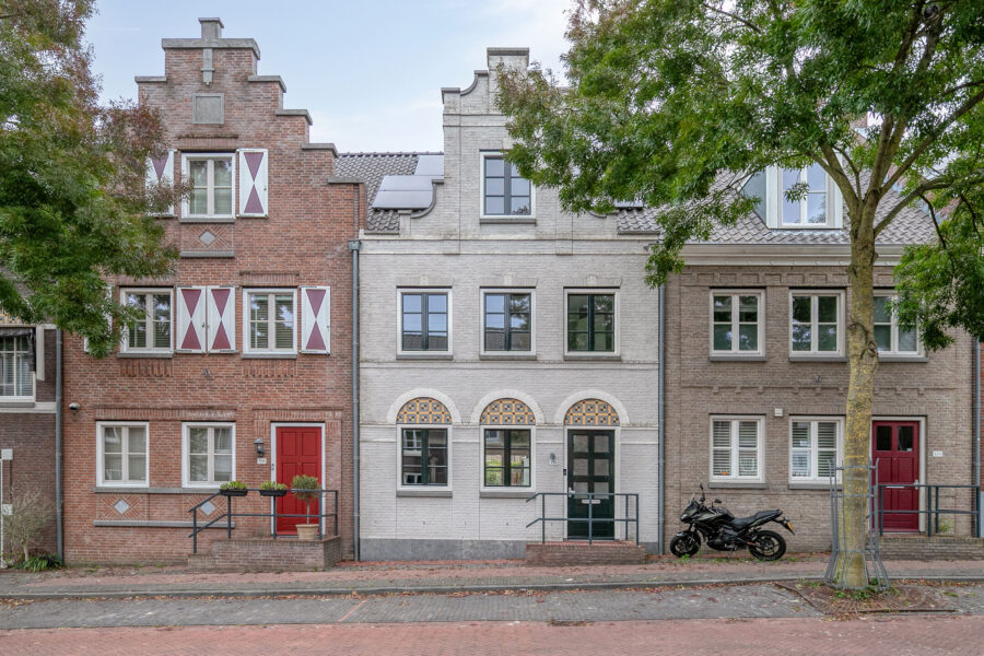 Herenlaan 156, Helmond