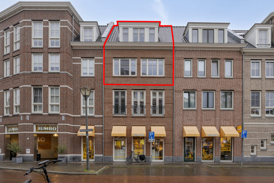 Huiskensstraat 18, Helmond