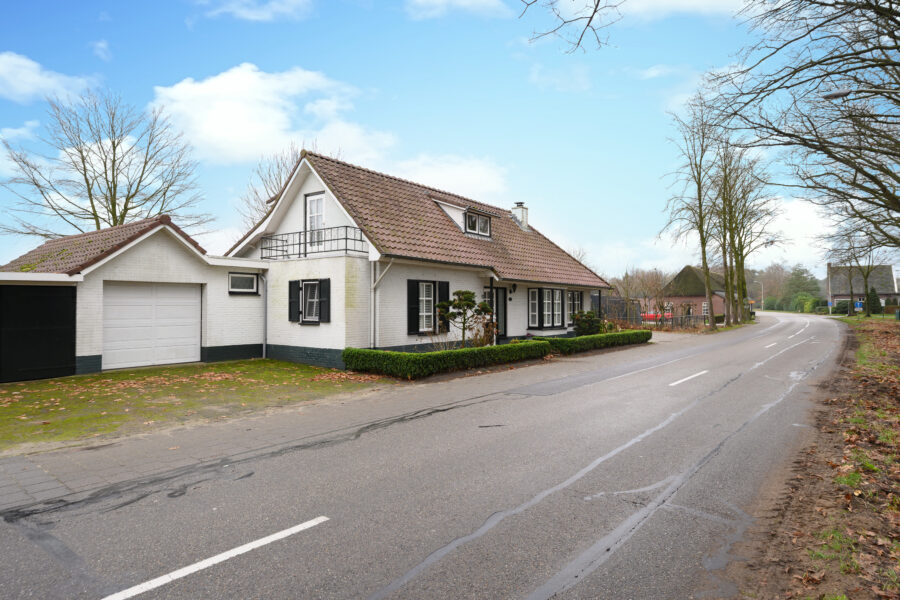 Herselseweg 12, Lierop