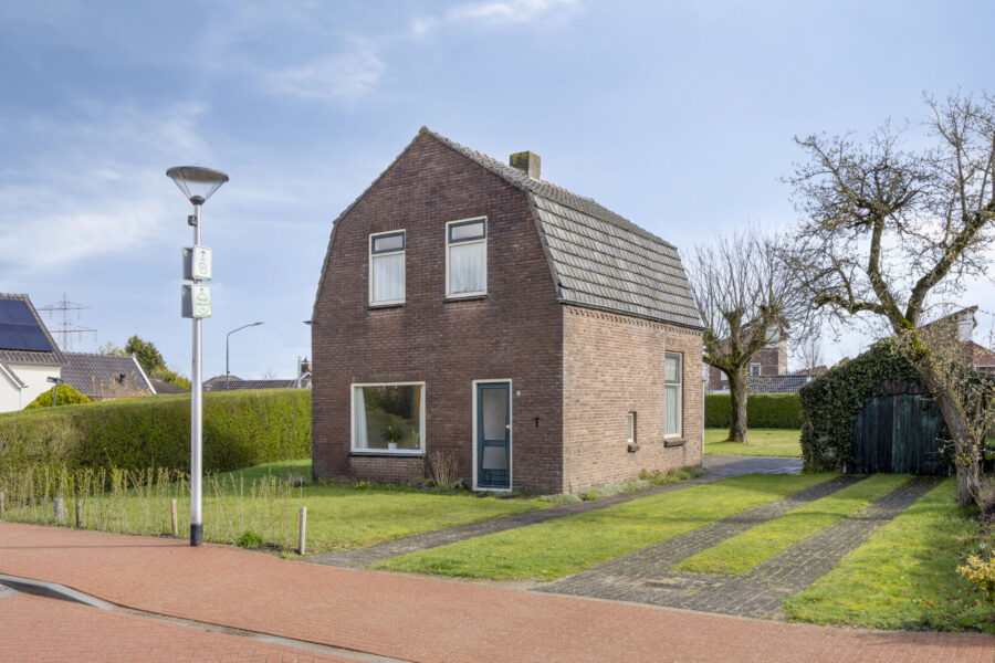 Kromme Haagdijk 32, Helmond